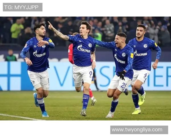 沙尔克04客场绝平，低迷态势仍难改变